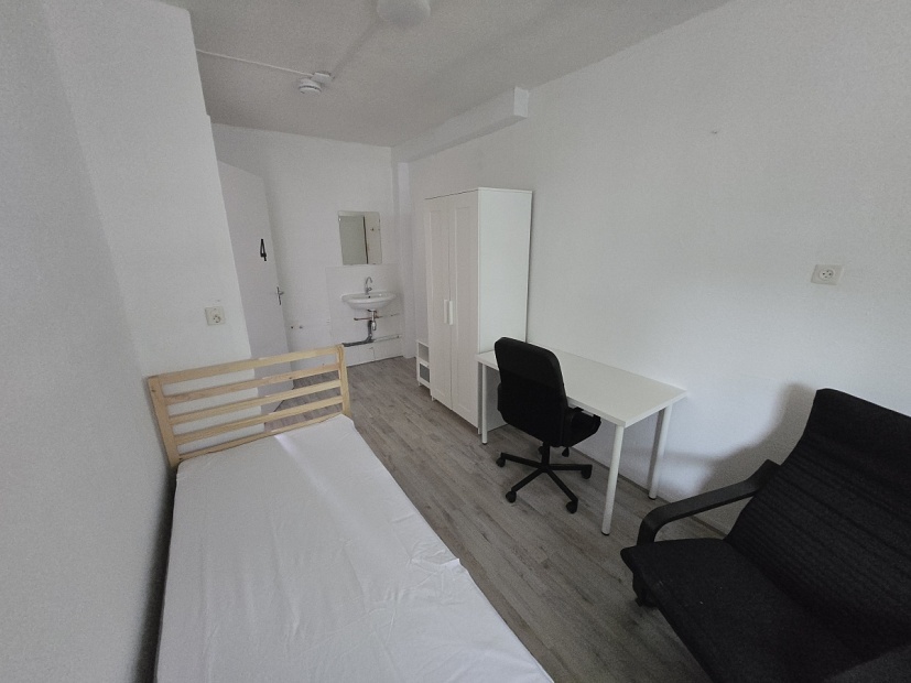 Student room in Tilburg PHS / Postelse Hoeflaan Picture 1